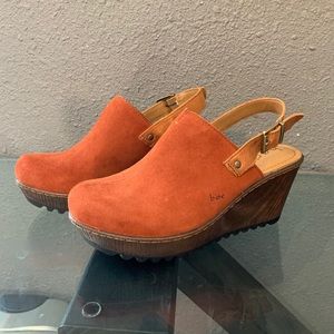 Boc Orange Clogs